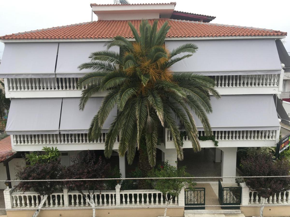 Dionisos Palms Apartments Paralia Dionisiou Exterior foto